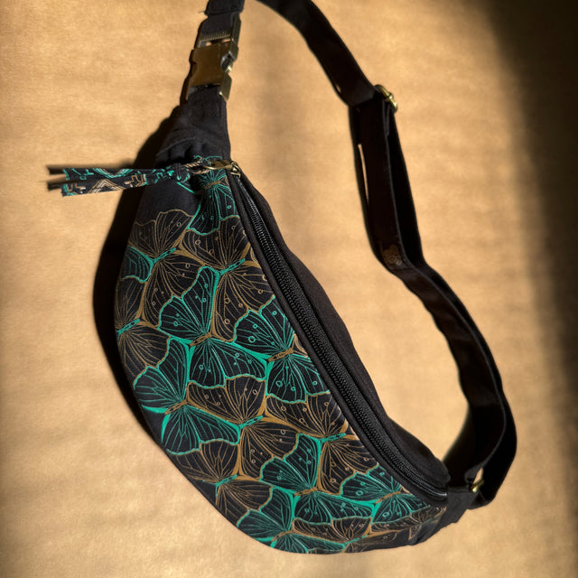 Butterfly Morph canvas fanny pack - black