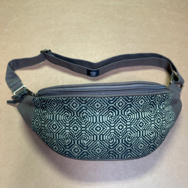 Shipibo Conibo Gradient Fanny Pack - Moka