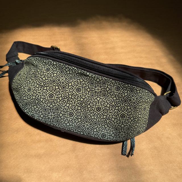 Shroomy Fanny Pack - Black