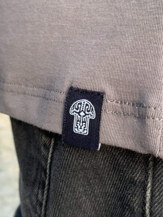 Aya Men T-shirt - symbolika