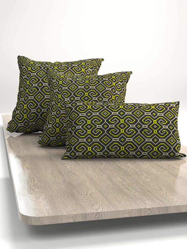 Shipibo-Conibo Cushion - Yellow Beige on Black