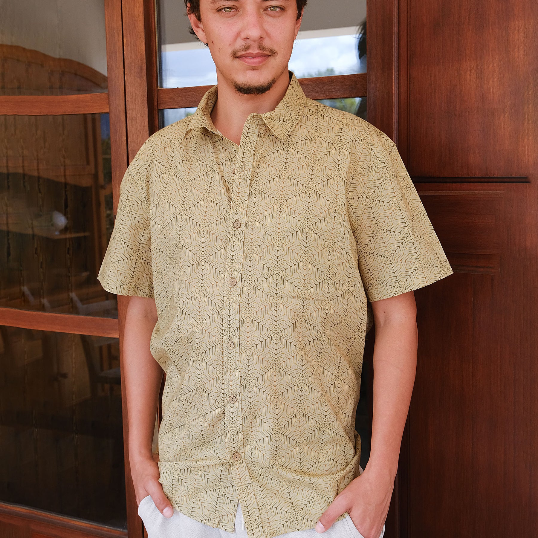 Molekula Half Sleeve Button Up Shirt - symbolika