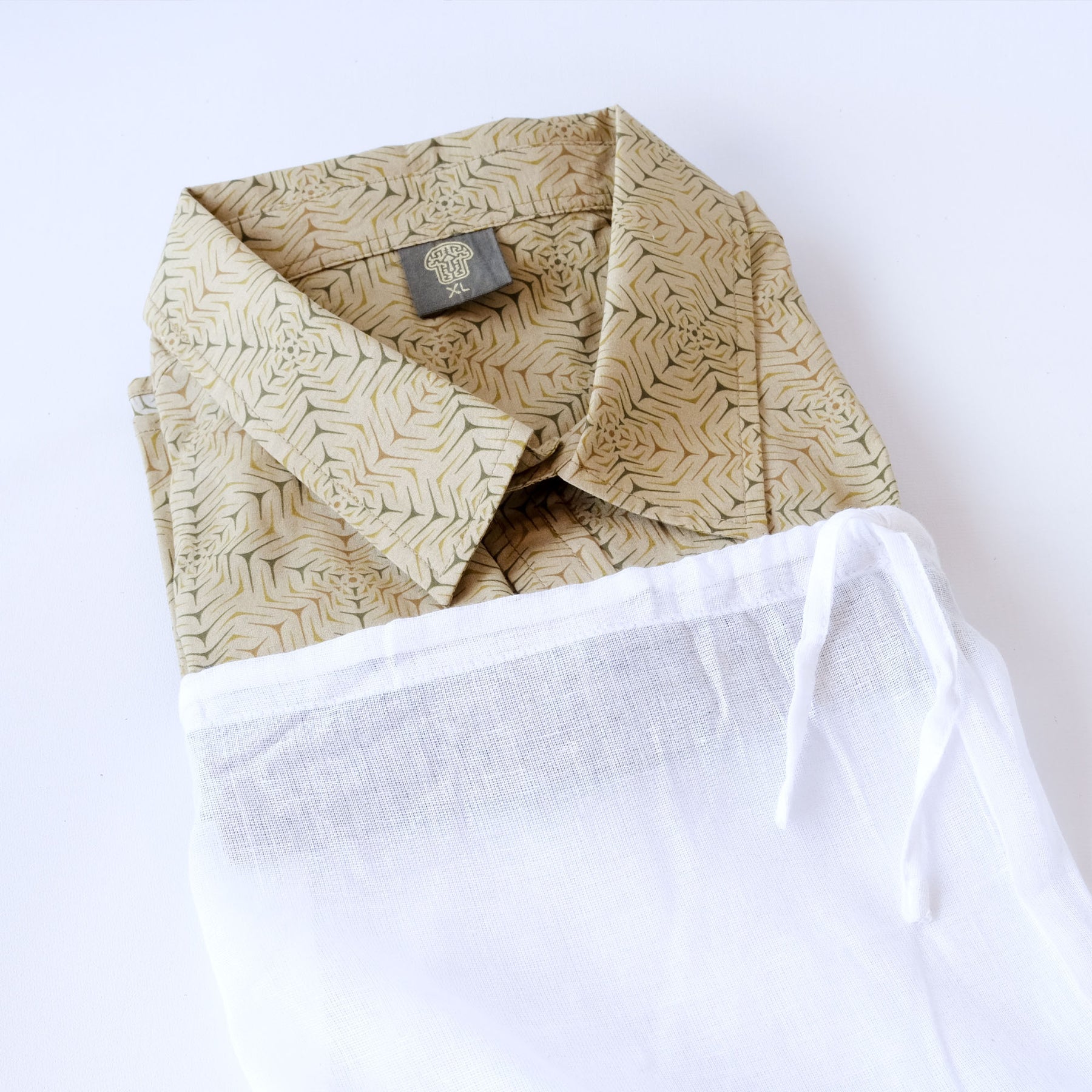 Molekula Half Sleeve Button Up Shirt - symbolika