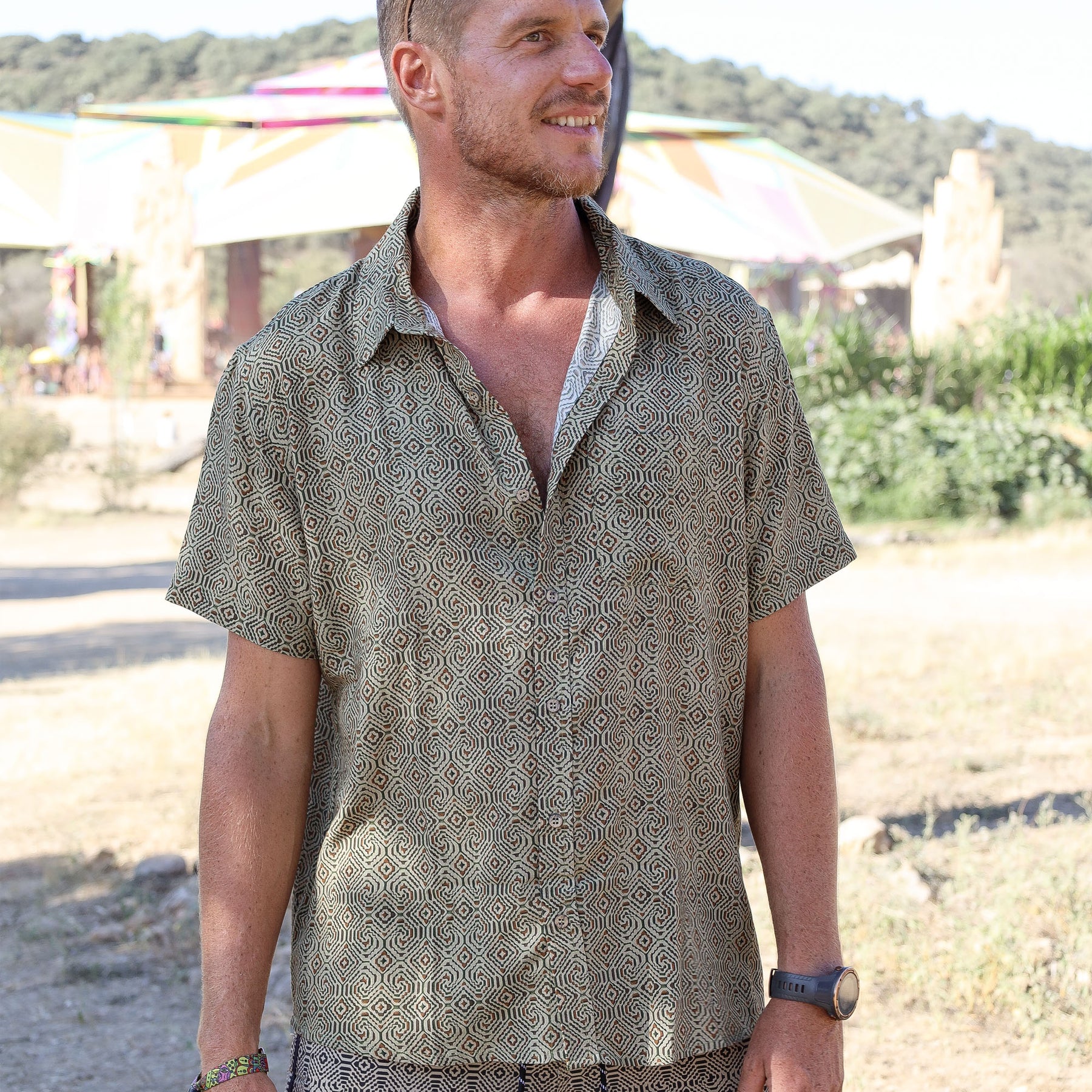 SHIPIBO CONIBO Half Sleeve Button Up Shirt - symbolika
