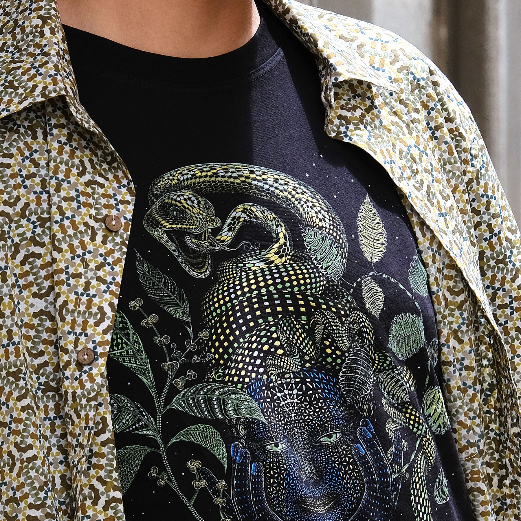 Aya T-Shirt Black — Image 12 by Symbolika