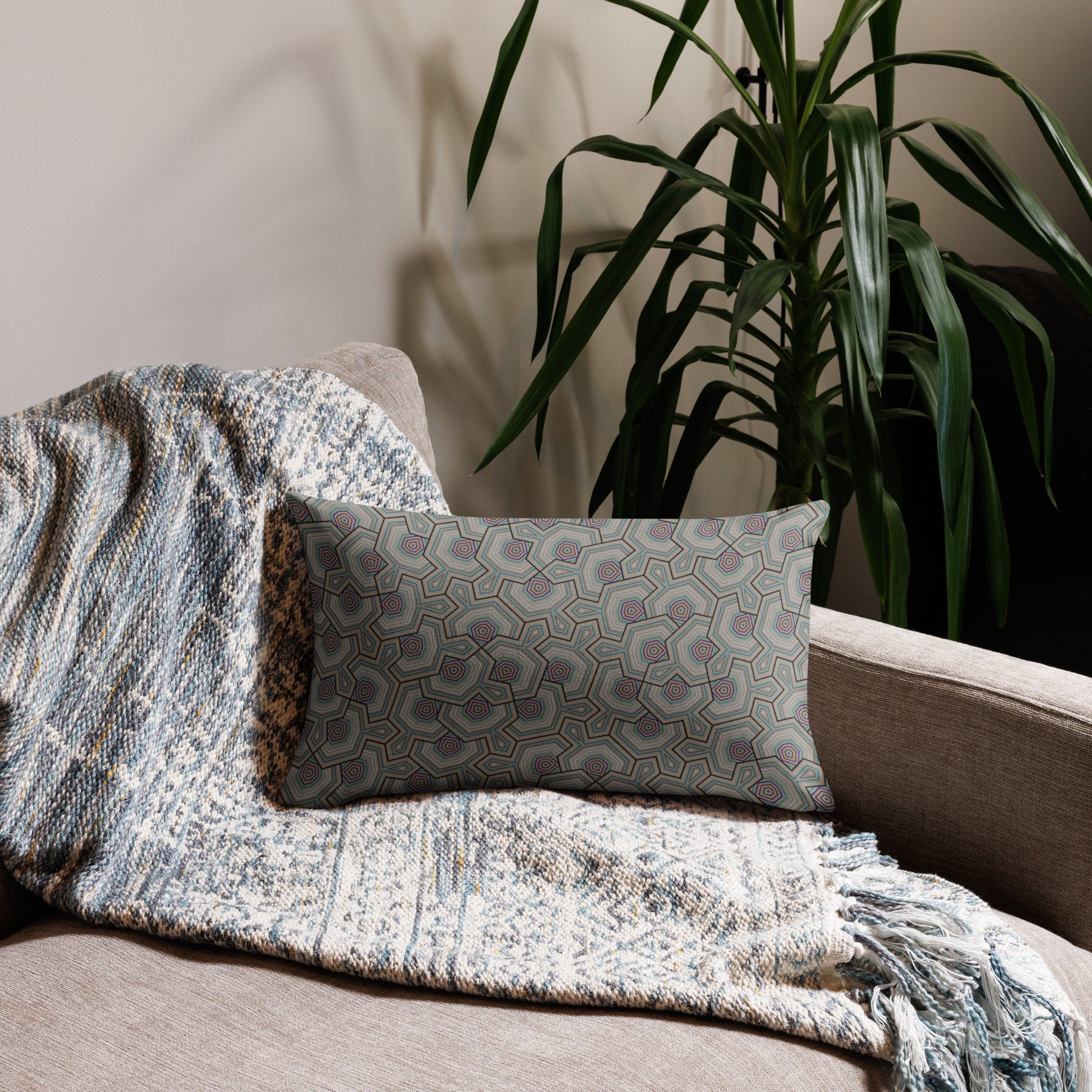 Pillow Geometric Pattern – Target - symbolika