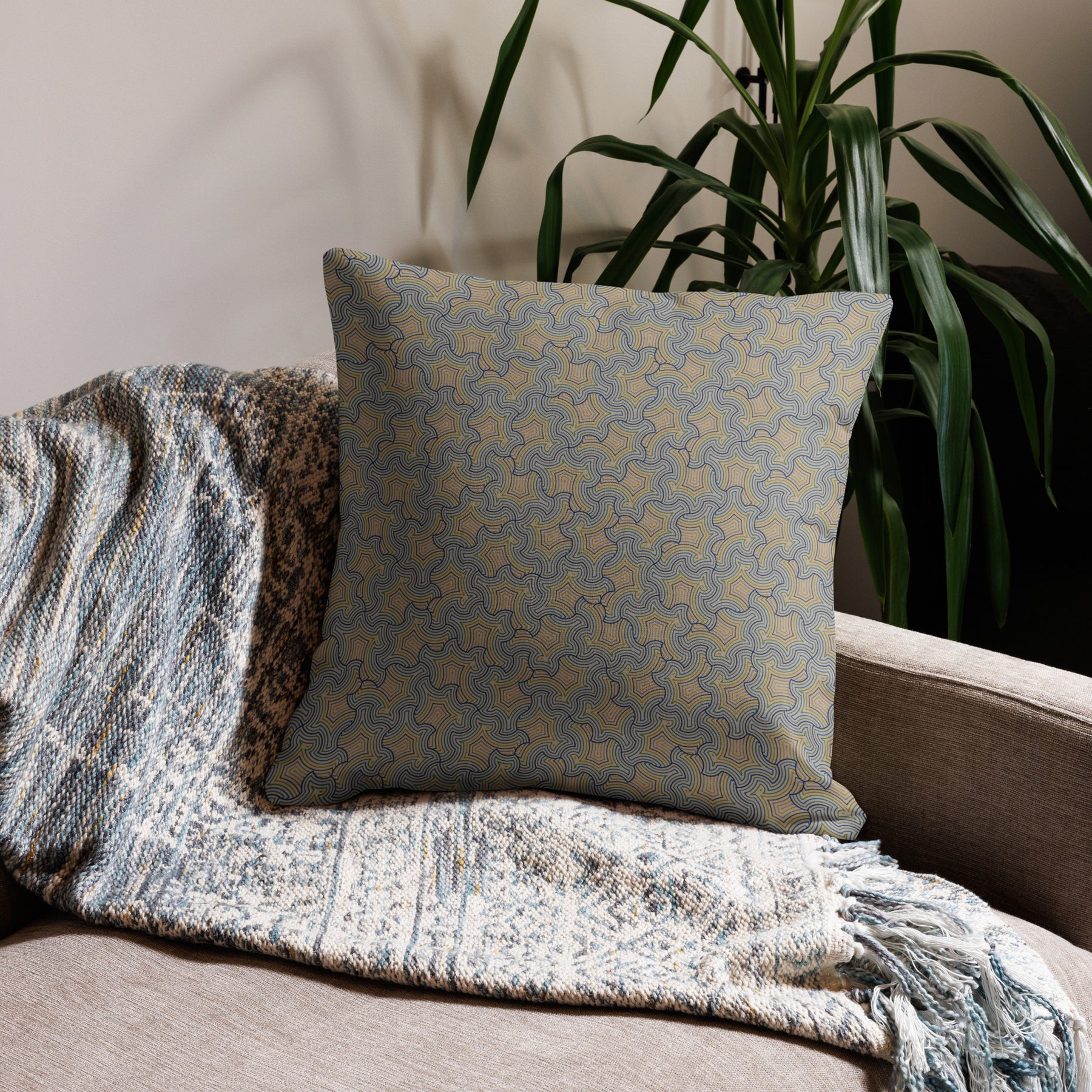 Pillow Geometric Pattern – Tweet - symbolika