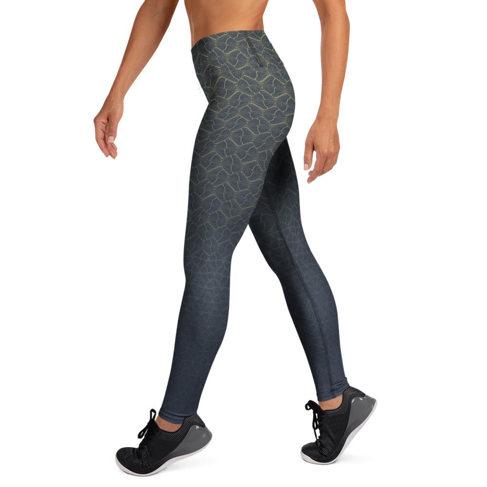 Shipibo Butterfly Amber Grey - Warm Gradient Yoga Leggings - symbolika