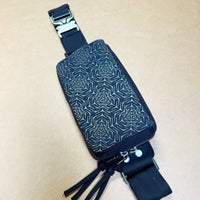 Molekula Gradient Waist Bag - Black