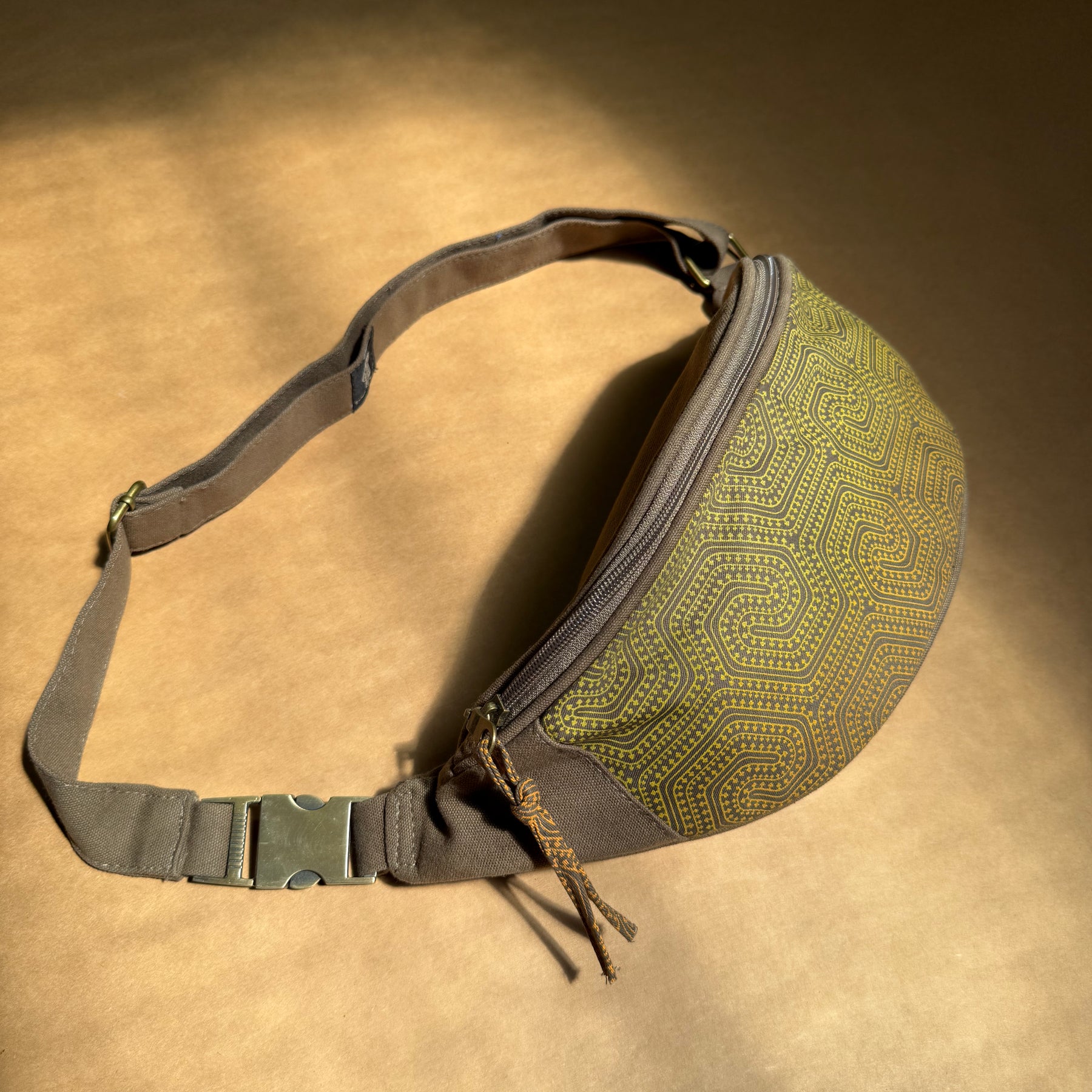 Morcels Gradient Fanny Pack — Mushroom Dotwork Art Fanny Pack - Detail Close-Up by Symbolika