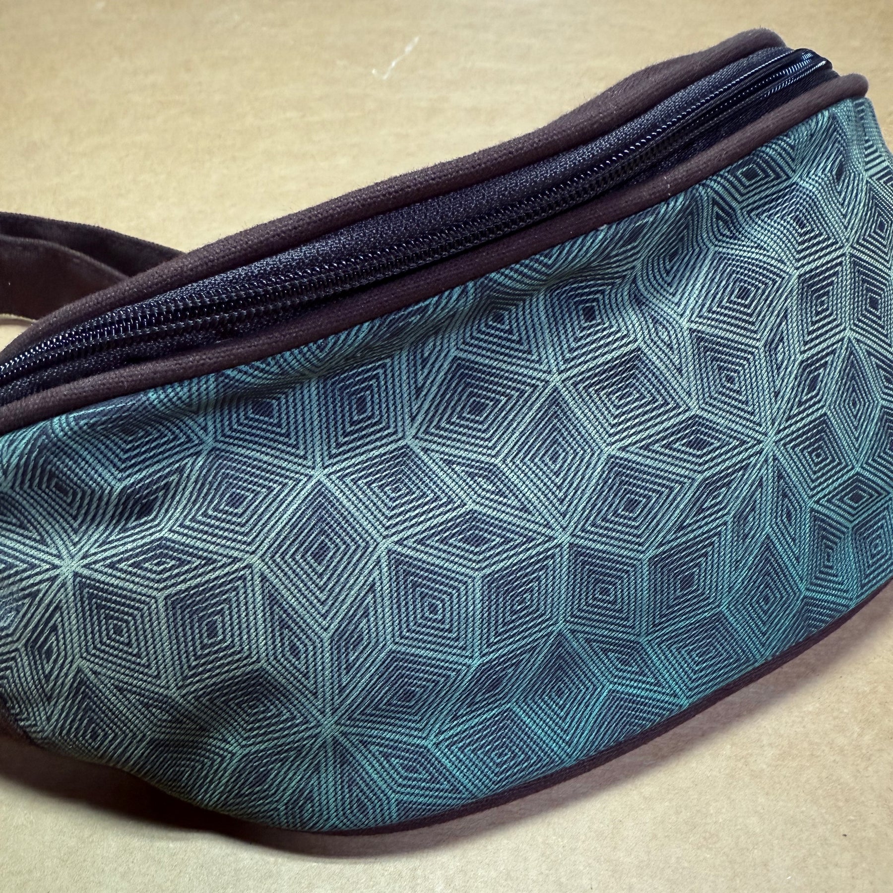 Penrose Lines Gradient Fanny Pack — Mathematical Tiling Art Fanny Pack - Front View by Symbolika