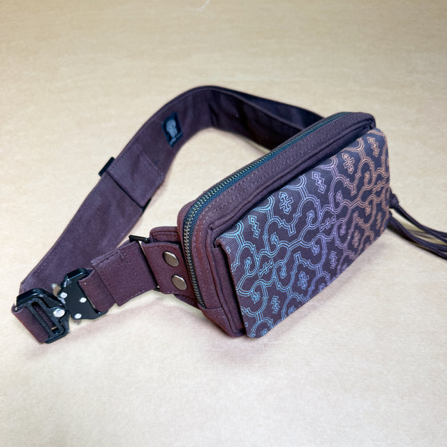 Shipibo Classic Gradient - Waist Bag _ brown