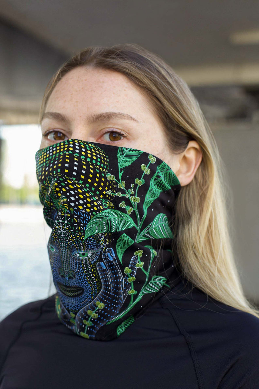 Aya Neck Gaiter Black — Image 2 by Symbolika