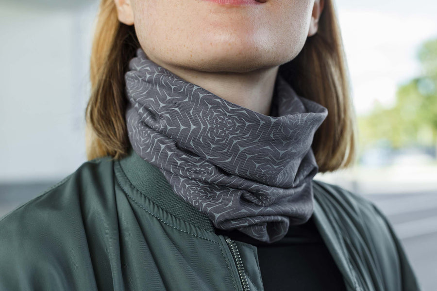 Molekula Mono Neck Gaiter - Grey - symbolika