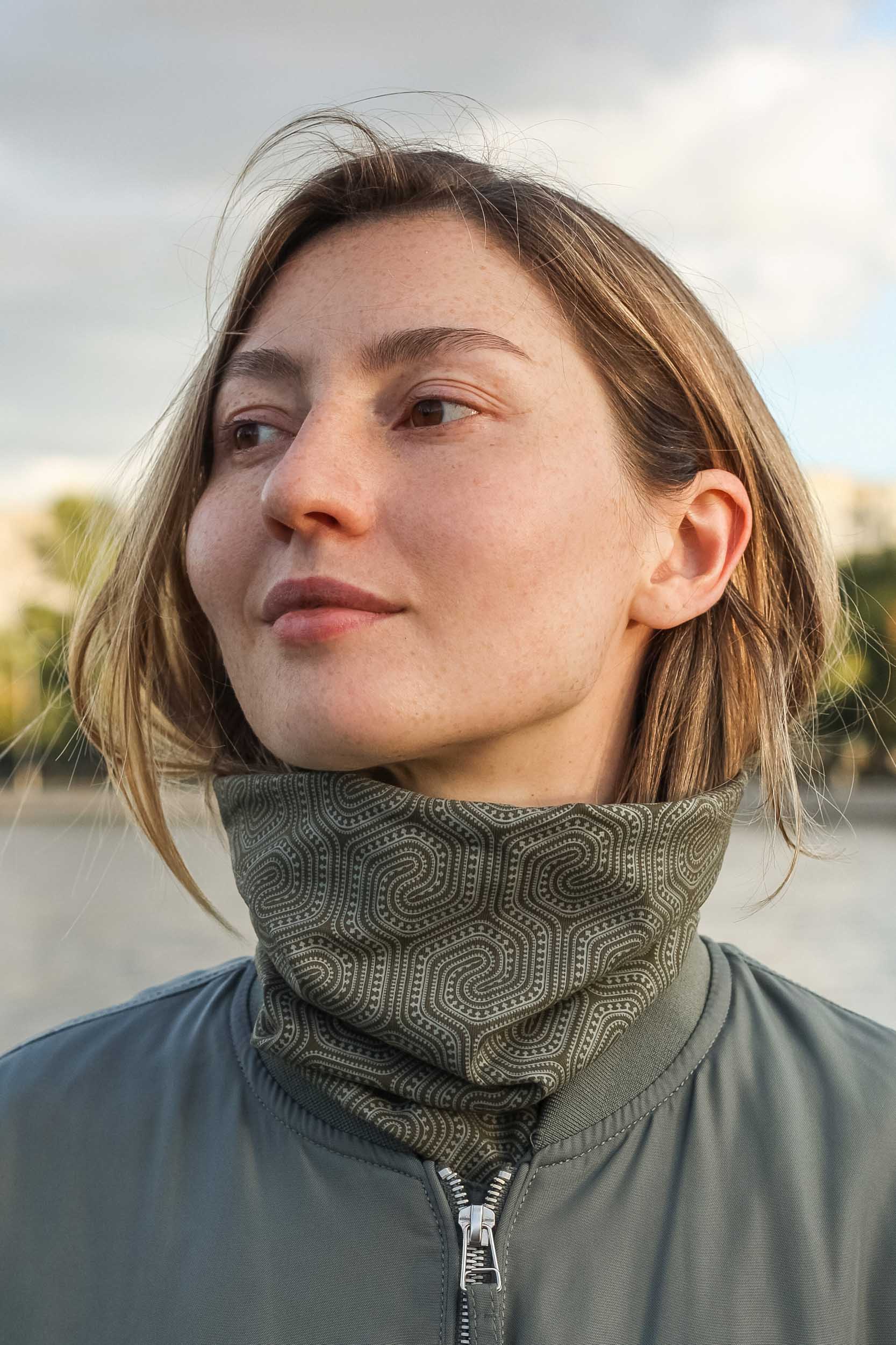 Morcels Mono Neck Gaiter - Olive - symbolika