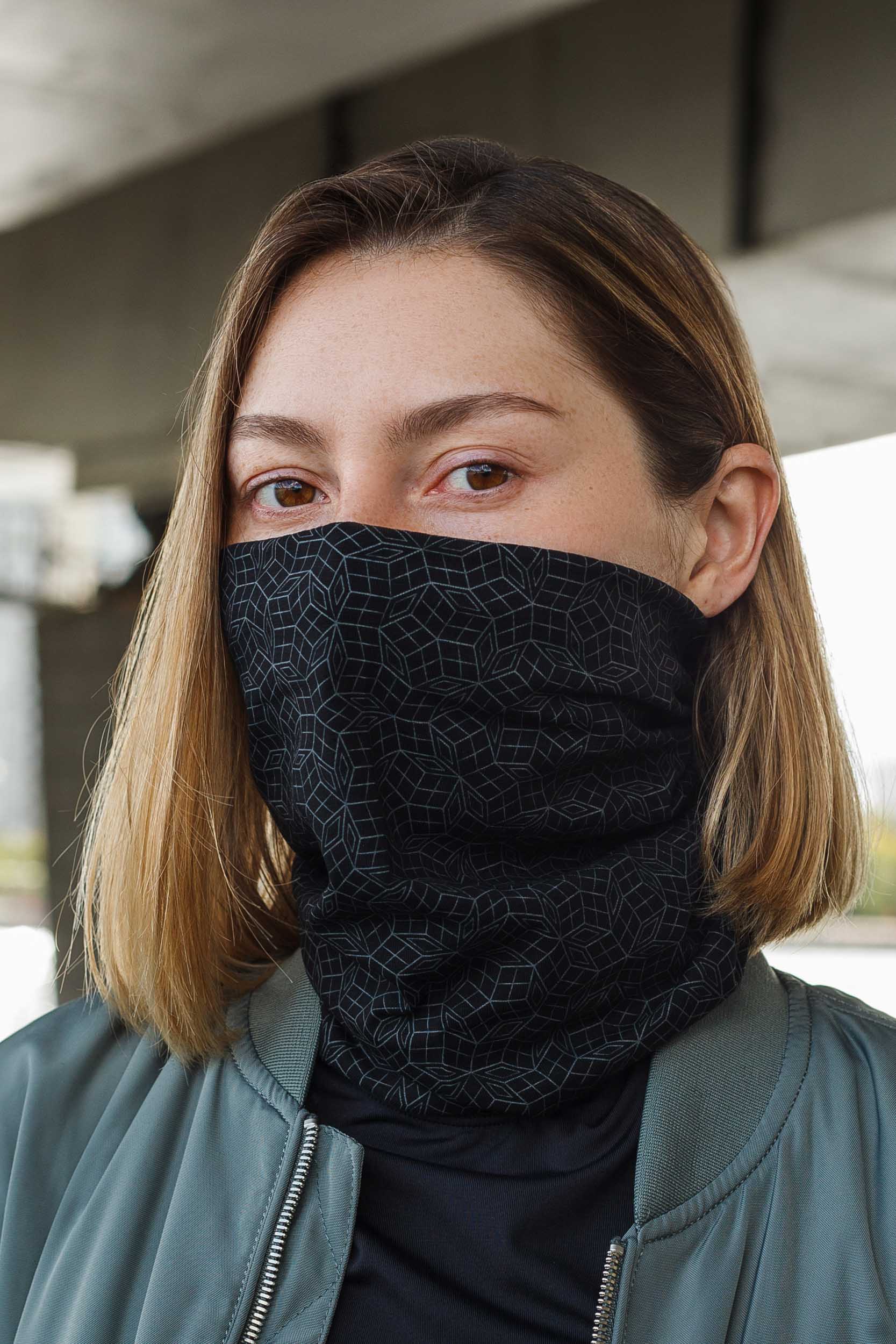 Penrose Mono Neck Gaiter - Black