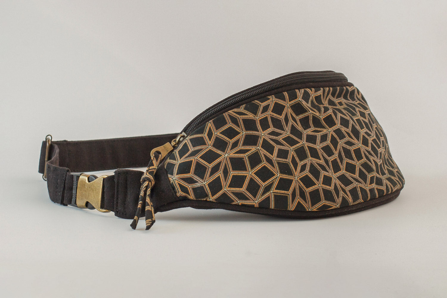Penrose Mono Fanny Pack - Black