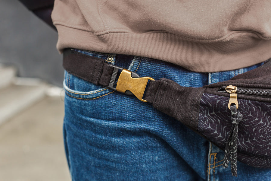 Molekula Mono Fanny Pack - Navy Blue Geometric Print