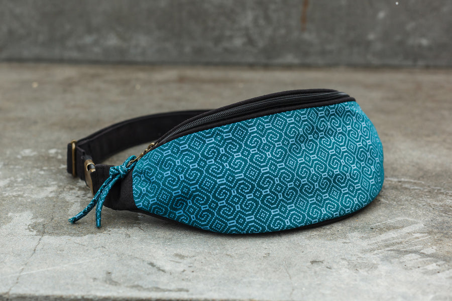 Shipibo-Conibo Emerald Gürteltasche – Schwarz