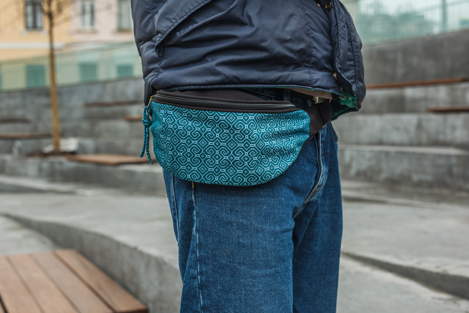 Shipibo-Conibo Emerald Gürteltasche – Schwarz