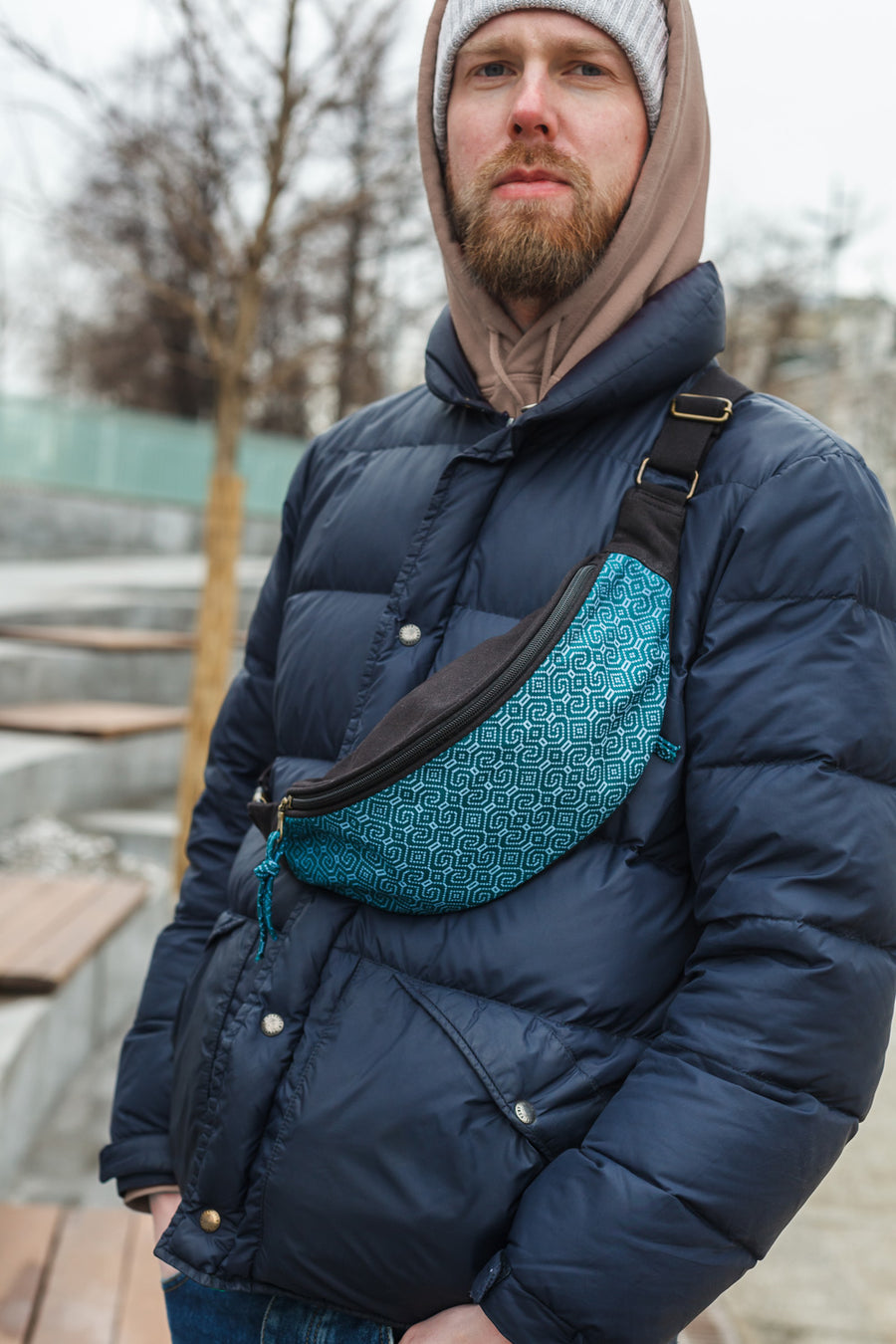 Shipibo-Conibo Emerald Gürteltasche – Schwarz