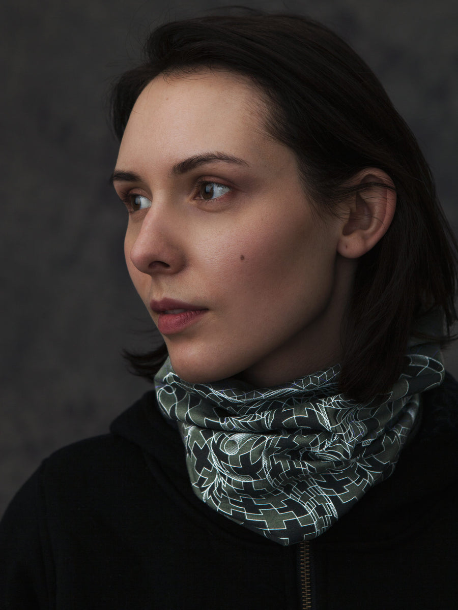 Ganescher Neck Gaiter Olive — Image 2 by Symbolika