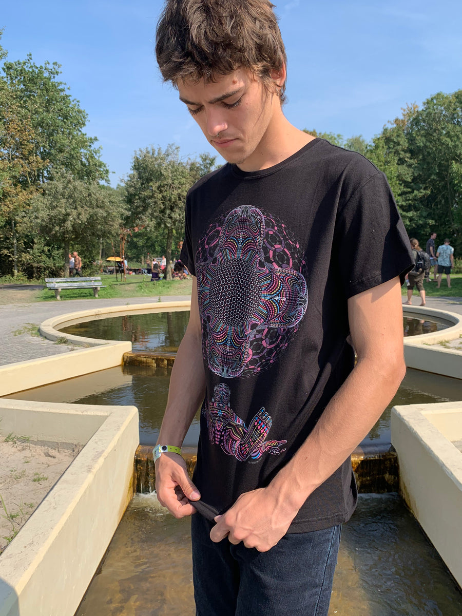 DMT HD T-Shirt Black — Image 2 by Symbolika