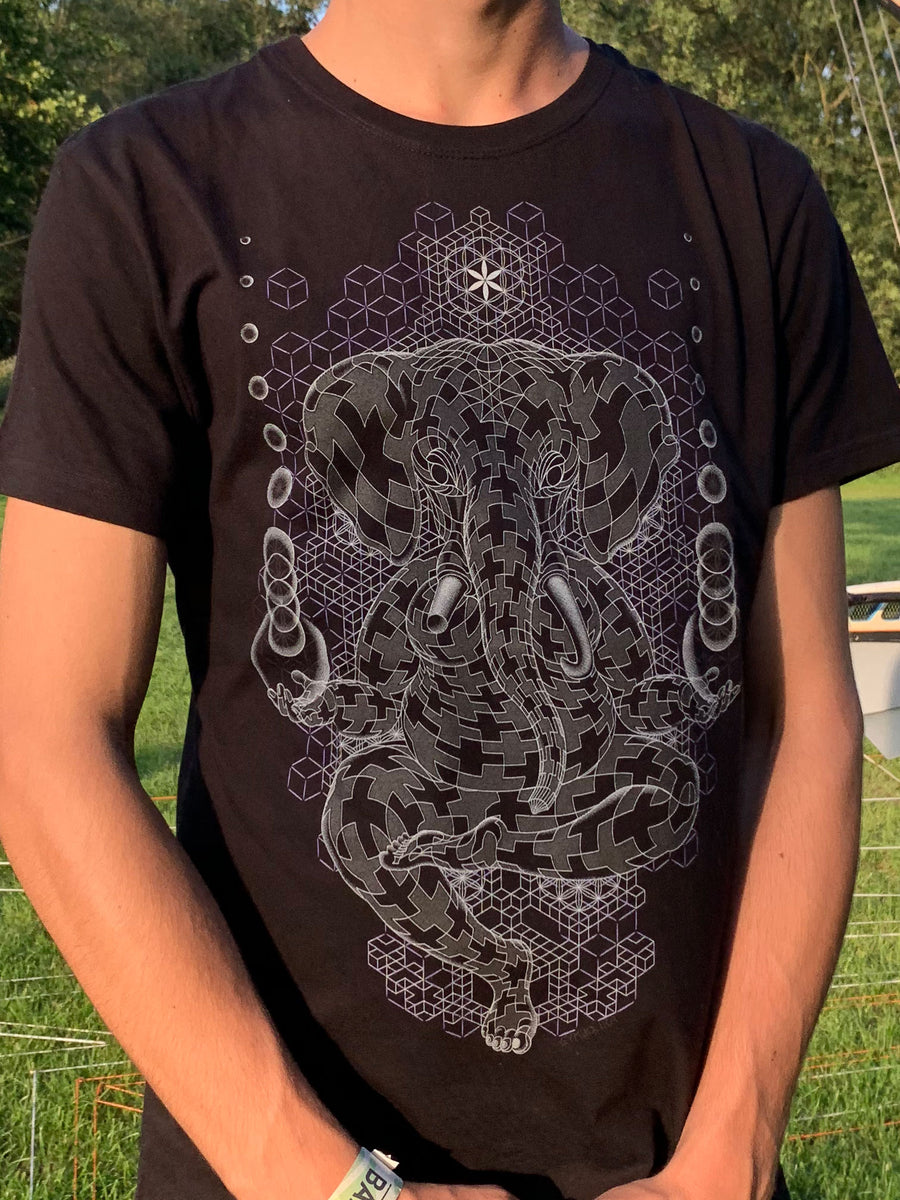 Ganescher T-Shirt Black — Image 7 by Symbolika